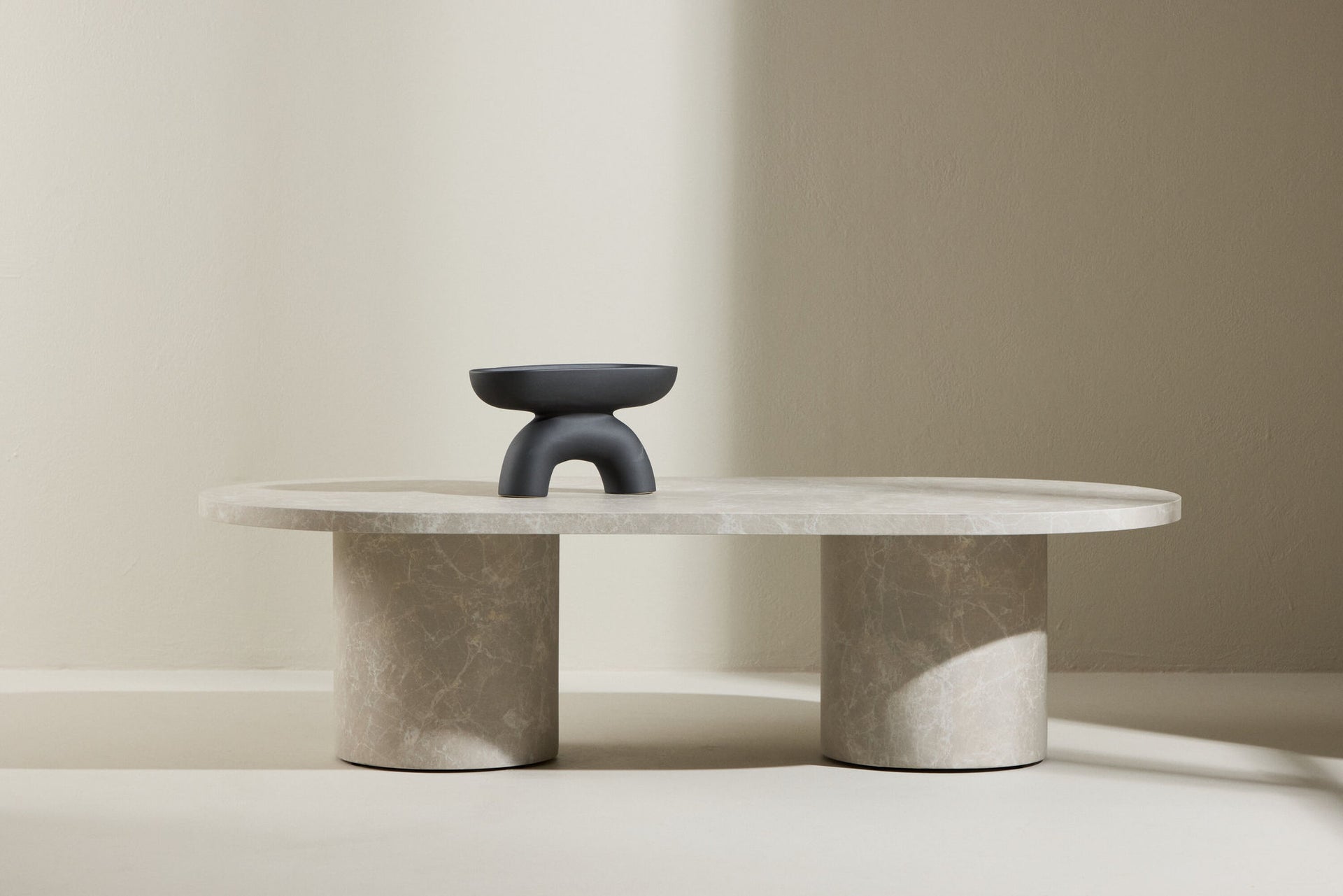 Narvik Couchtisch in Marmoroptik Beige