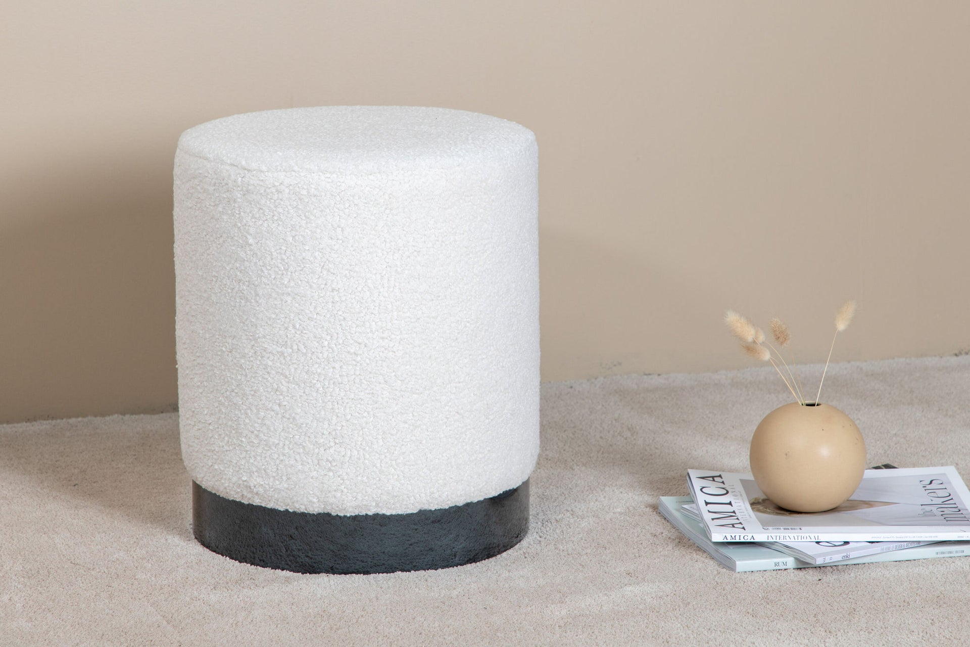 Benji Hocker – Schwarz / Offwhite Teddy