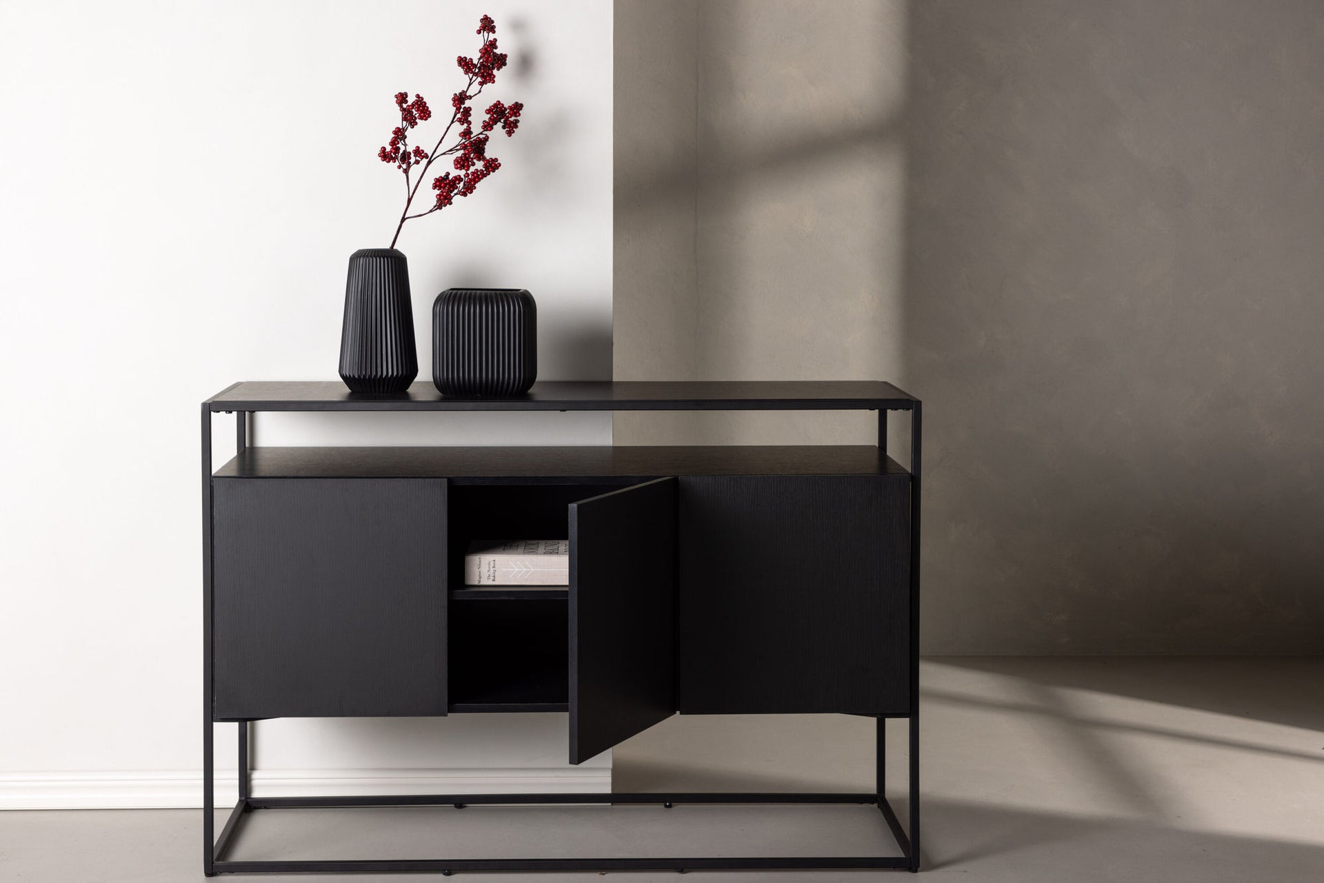 Kingsport Sideboard – Schwarz / Rauchschwarz