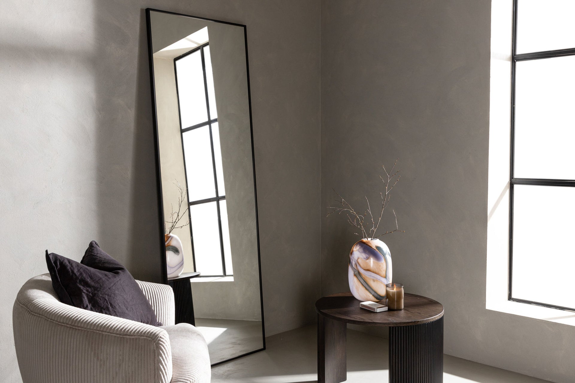 Dalton Spiegel – Matt Schwarz / Klarglas