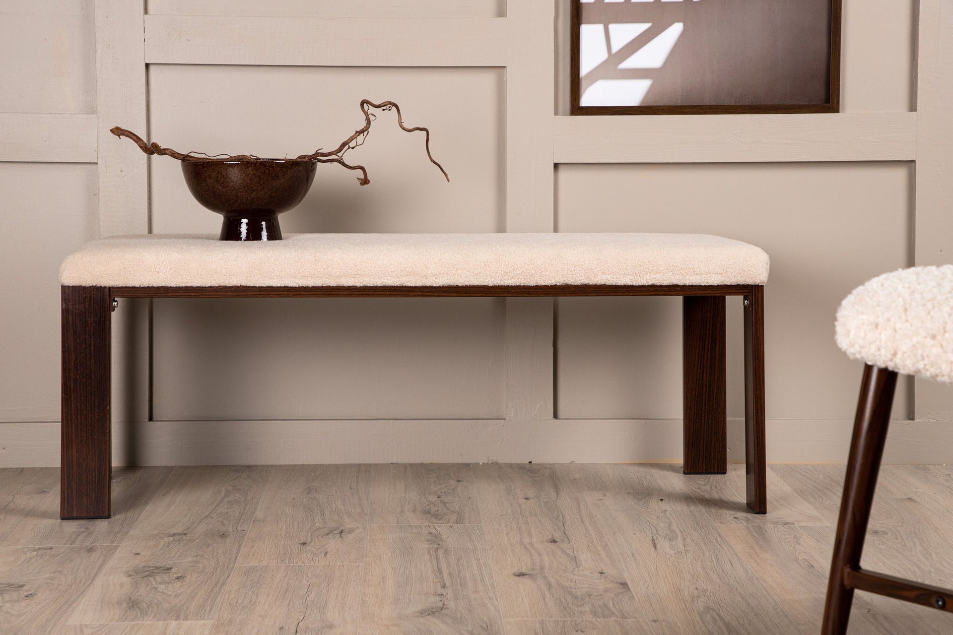 Chester Bank – Dunkles Walnuss-Holzdekor / Offwhite Fleece