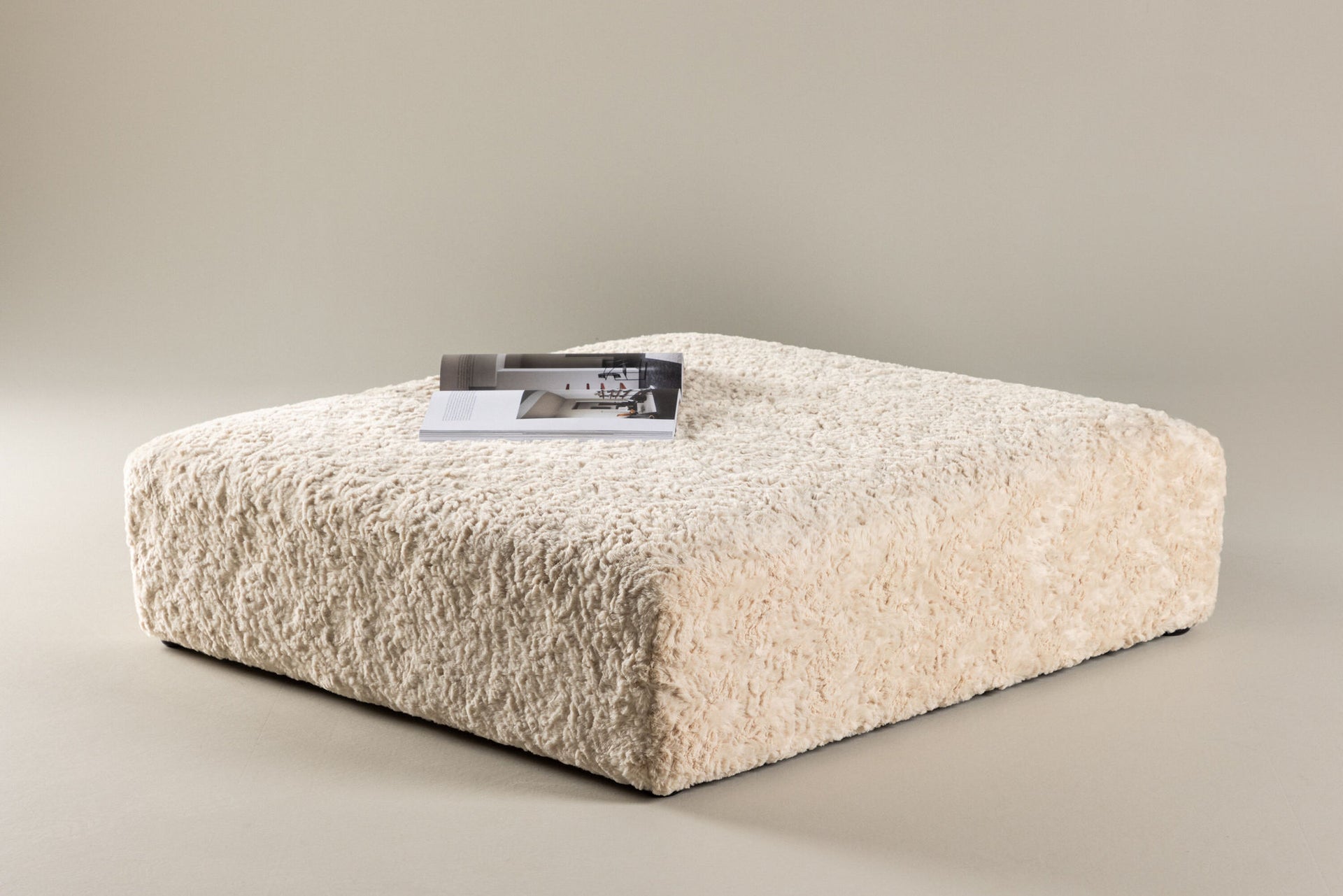 Frankie Hocker 100x100 – Beige / FSC®