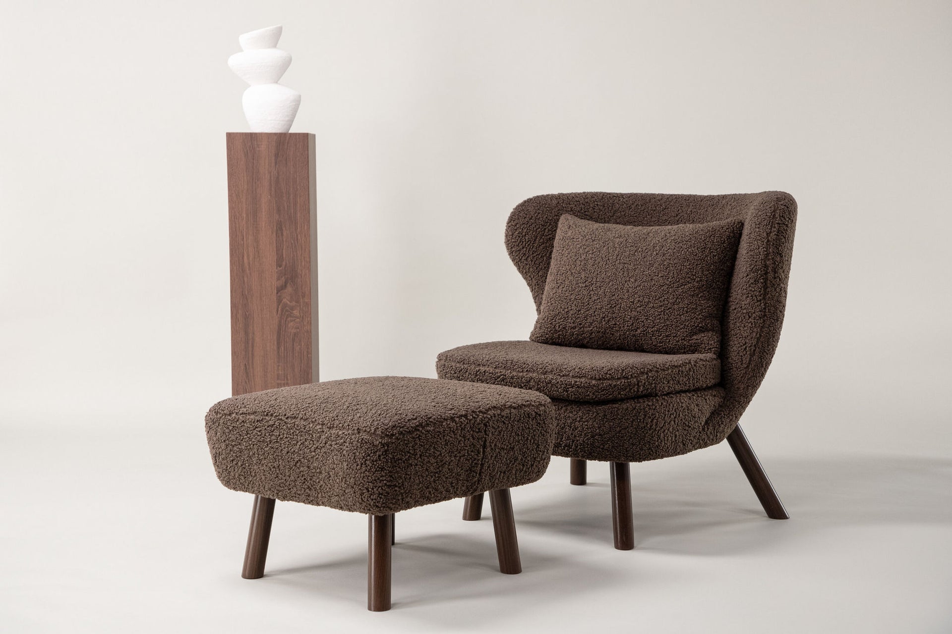 Ryxö Single Sofa – Braun / Dunkelbrauner Teddy-Stoff