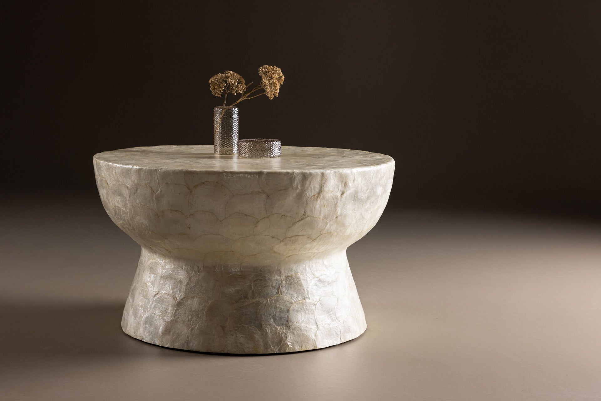 Sandön Couchtisch – Capiz / Natur groß