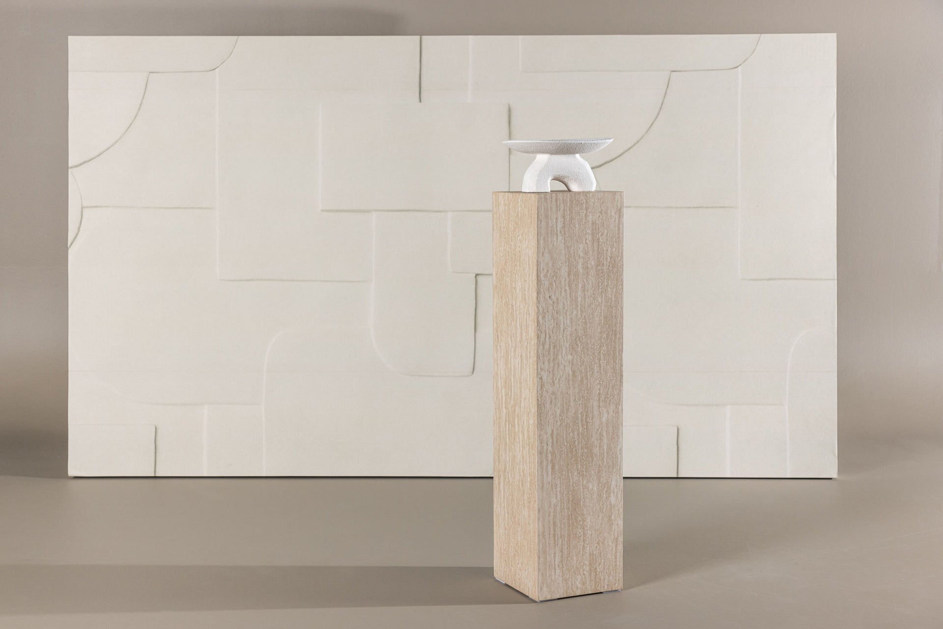 Ramsvik Beistelltisch Groß in Beige Travertinoptik