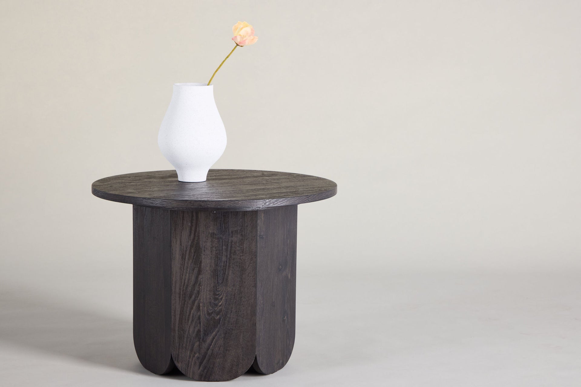 Tekla Couchtisch in Schwarz