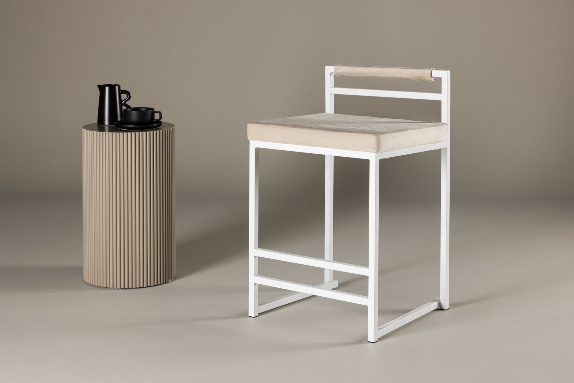 Opelika Barhocker  – Weiß / Beige / FSC®