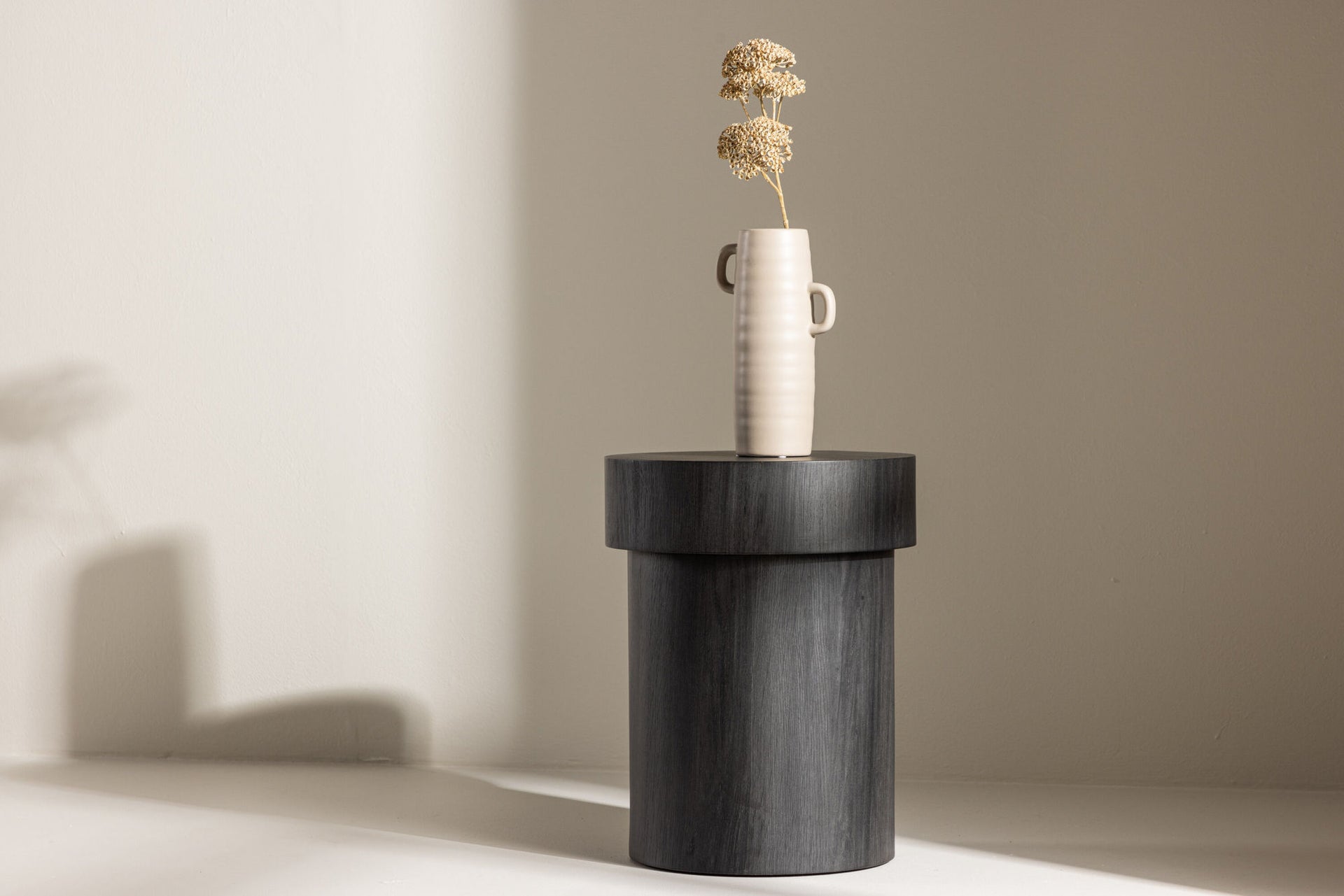 Malung Beistelltisch in Schwarz